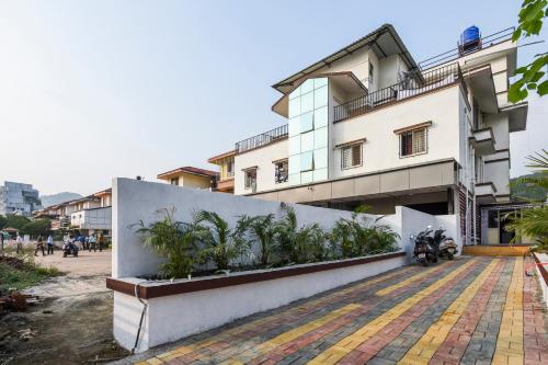 Φωτογραφία από το άλμπουμ του Collection O Dwarka Lodge σε Talegaon Dābhāde