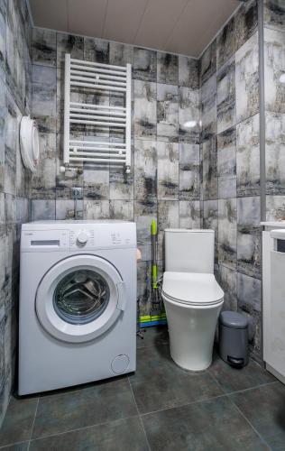 Un baño de Touch the Mountains, Twins Hotel, New Gudauri