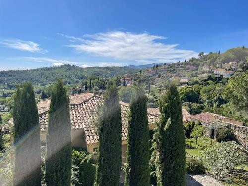 Gallery image of Appartement de type duplex in Callian