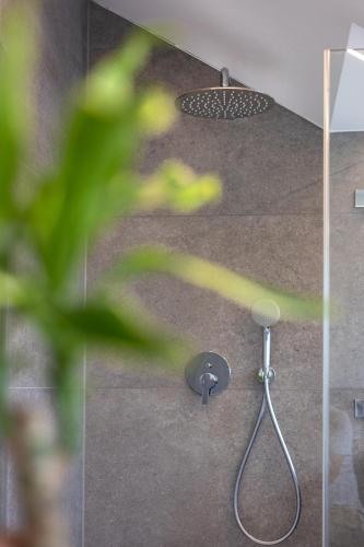 Ένα μπάνιο στο SweetHome - Poing Apartments