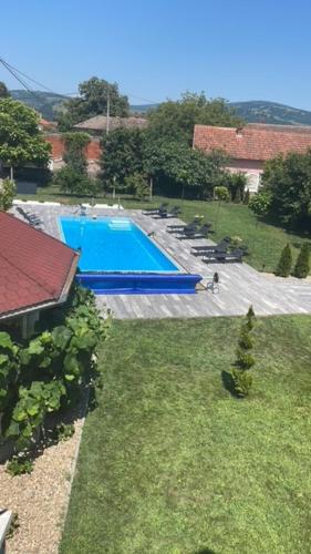 Fotografie z fotogalerie ubytování Sobe Djurdjevic v destinaci Zatonje
