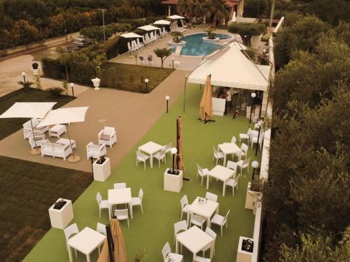 Πισίνα στο ή κοντά στο B&B Villa Mery