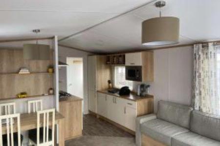 Kuchyň nebo kuchyňský kout v ubytování Silver sands holiday park