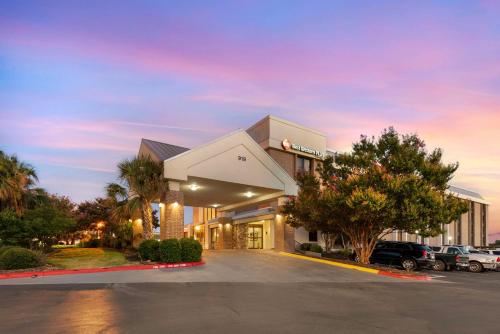 Best Western Plus Austin Central Image