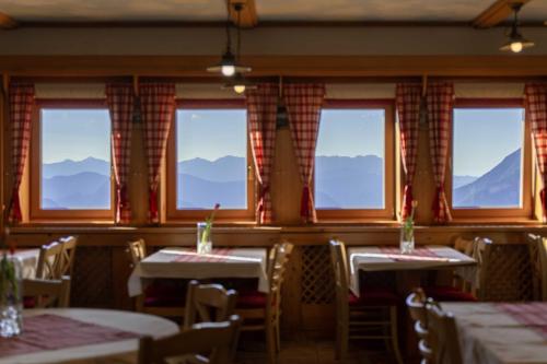Fotografie z fotogalerie ubytování Hotel Krvavec v destinaci Cerklje na Gorenjskem
