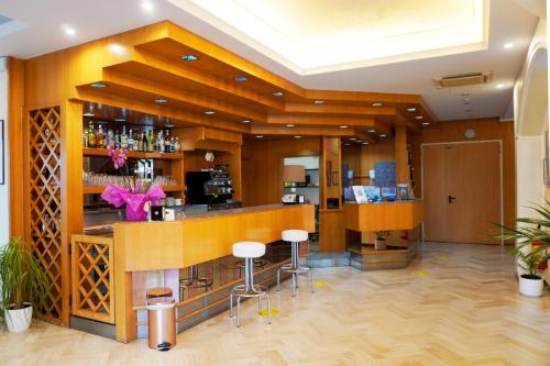 Hotel Athena B&B – Photos 3