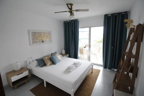 APARTAMENTO LAS OLAS Playa Muchavista