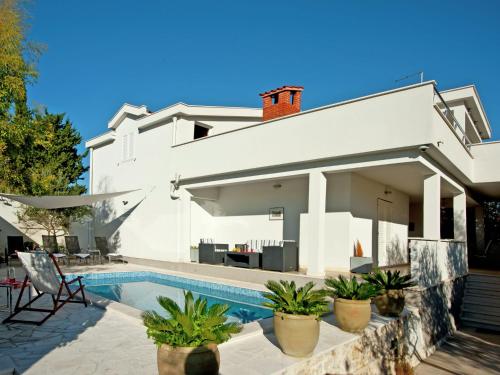 Relaxing Stay Near Trogir