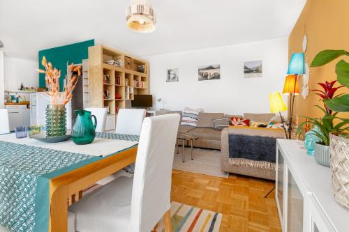 City - Balkon - WorkSpace - Waschmaschine - U2 & U4