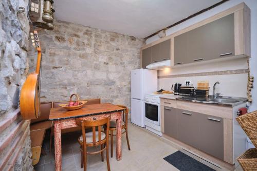 Apartment Galeriana Palace by Litto