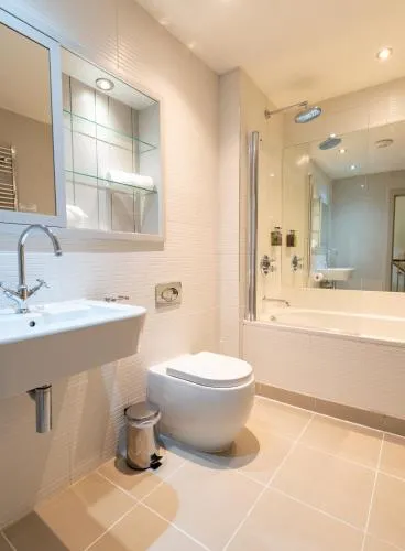 The Lawrance Luxury Aparthotel - York photo 8