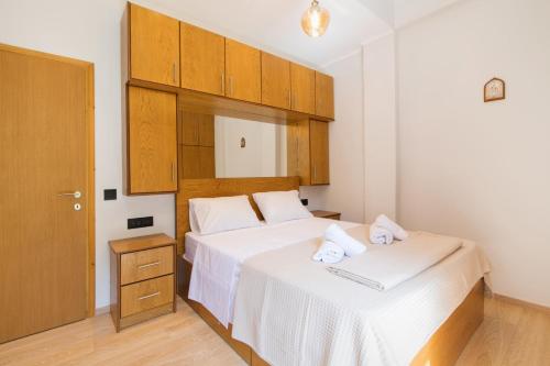 Down Town Apartment by Corfuescapes