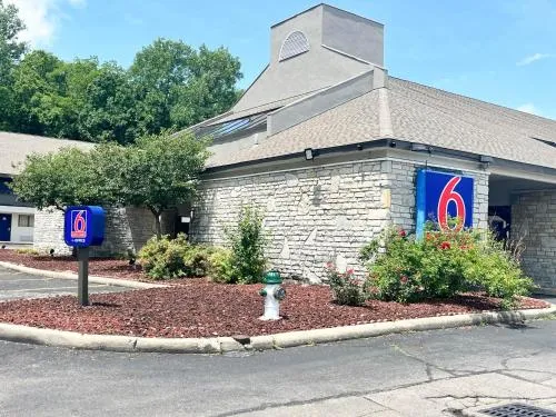 Studio 6 Suites Dayton OH Englewood in Dayton
