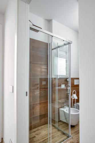 Just Urban Stays - Modern 1-BR Flat with 90 sqm Terrace - M4 Tolstoj