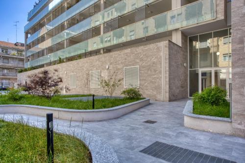 Just Urban Stays - Modern 1-BR Flat with 90 sqm Terrace - M4 Tolstoj