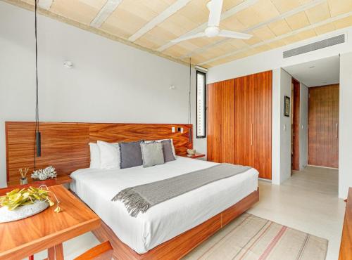 Downtown Loft With Pool – Photos 2