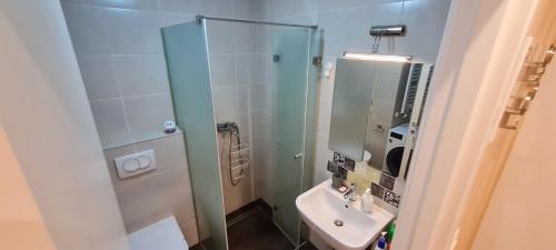 Un baño de Amar5