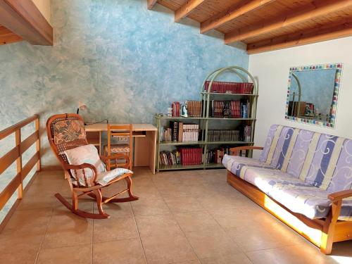 Perpustakaan di chalet