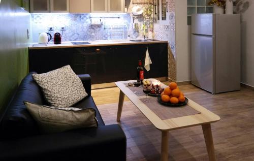 Loft style cozy studio in Athens center