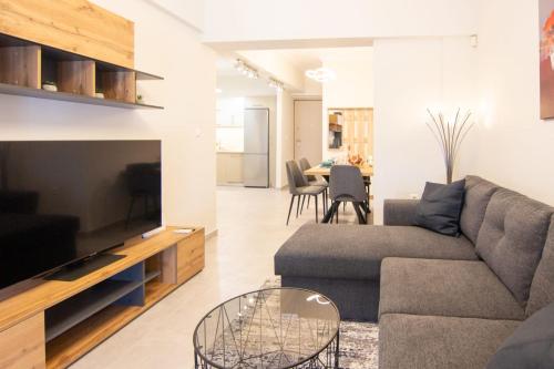 Luxury quiet apartment near Metro
