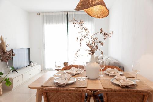 La Cala Azul - con piscina y WiFi