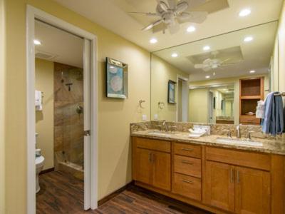 Koupelna v ubytování Kaanapali Maui at the Eldorado by OUTRIGGER - Select Your Unit