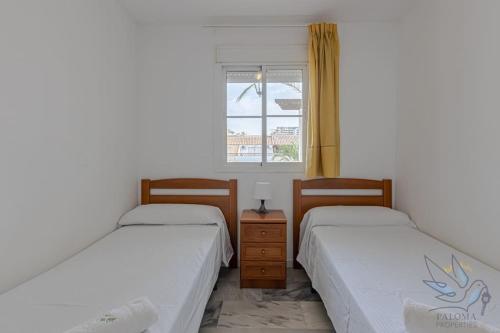 3Bdr 2 Bath Apt with parking in the best location photo 32