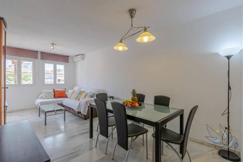 3Bdr 2 Bath Apt with parking in the best location photo 12