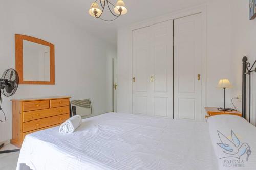 3Bdr 2 Bath Apt with parking in the best location photo 24