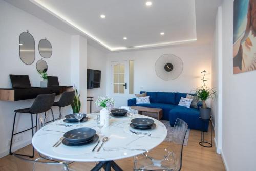 +25Y ONLY, Family flat near the beach