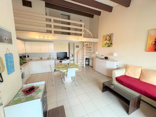 Appartement Duplex Climatisé, Quartier Richelieu, Proche Plages, Garage, Cap d'Agde - FR-1-749-18
