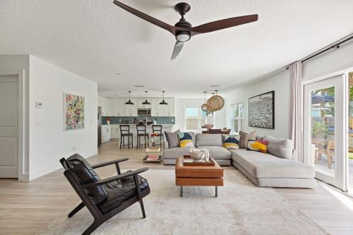486 6th Avenue S – Photos 3