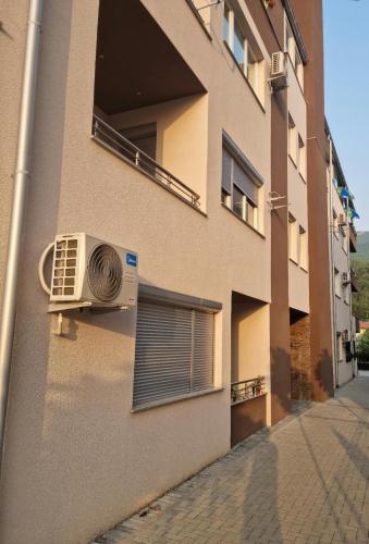 Budova, kde se apartmán nachází
