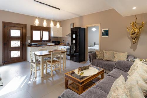 Irinis Apartments Karfas, Chios