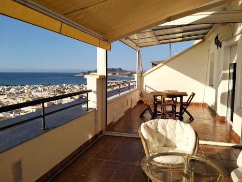Zdjęcie z galerii obiektu Fabuloso Atico con vistas al mar w mieście Carboneras