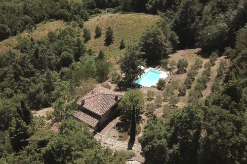 Bazén v ubytování CASA CAROLE - Lake View Villa nebo v jeho okolí