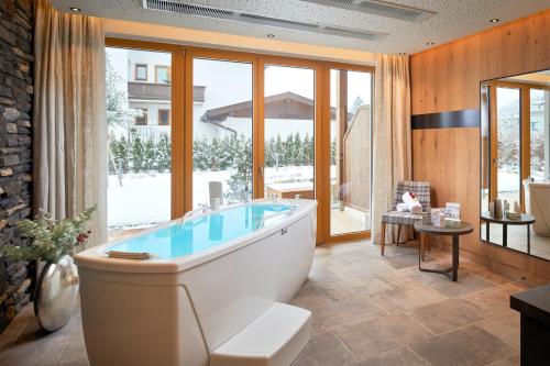 Bazén v ubytování Hotel Wöscherhof - 4 Sterne Superior nebo v jeho okolí