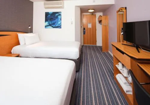 Holiday Inn Express Bristol City Centre by IHG photo 5