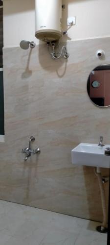 Global Comforts Luxury Rooms – Photos 3