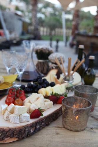 Gallery image of Bella Sombra Hotel in Golturkbuku