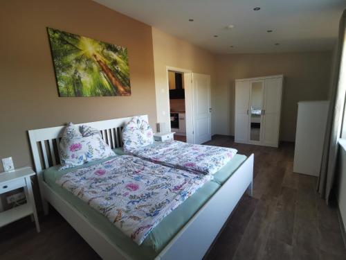 Postel nebo postele na pokoji v ubytování Ferienwohnung Gestüt von Erden