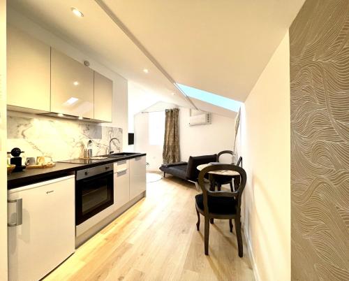 Photo de la galerie de l'établissement Appartement ~ Sunset Paddle ~ à 15min de Lyon, à Miribel