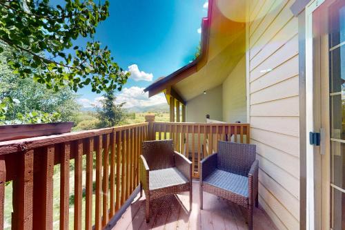 Gallery image of Crazy Horse Hideaway in Edwards