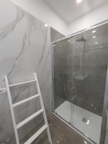 Un baño de Deviveschi guest house