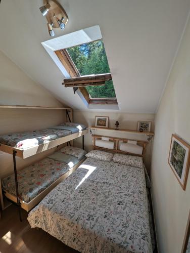 Apartments in the woodsにあるベッド