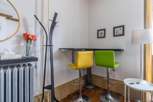 250 Charming Studio Downtown – Photos 3