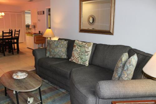 Gallery image of Sea Woods Large 1 Bedroom Condo And A Whole Lot Of Amenities! in New Smyrna Beach