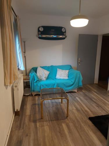Ruang duduk di Pr' Šovarjo
