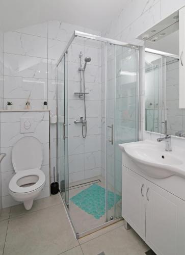 Studio Apartment Bojodo