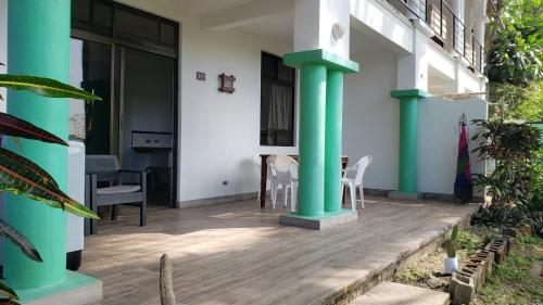 Μπαλκόνι ή βεράντα στο noemi apartments samara beach A-2
